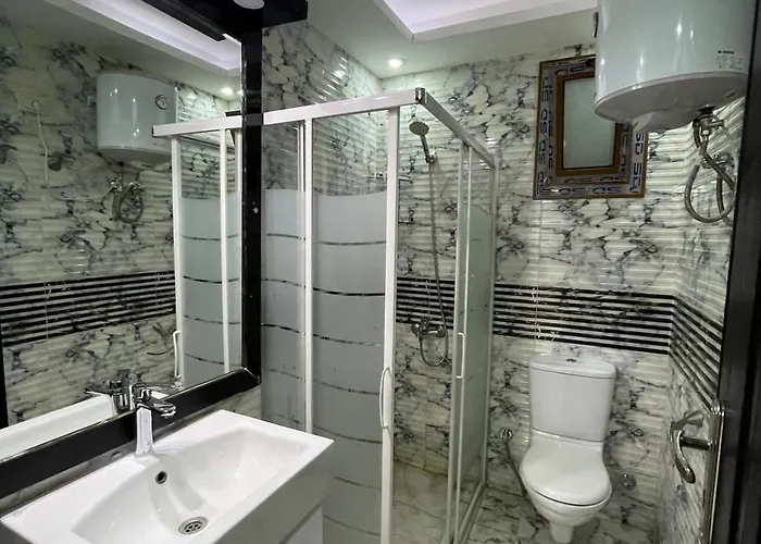 Hills Amazing Two Bedrooms With Roof
